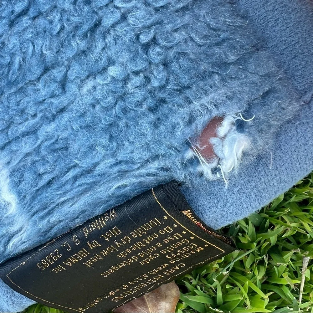 VTG IBENA Blue Country Goose Reversible Throw Blanket Soft Fluffy 54x74 FLAWS